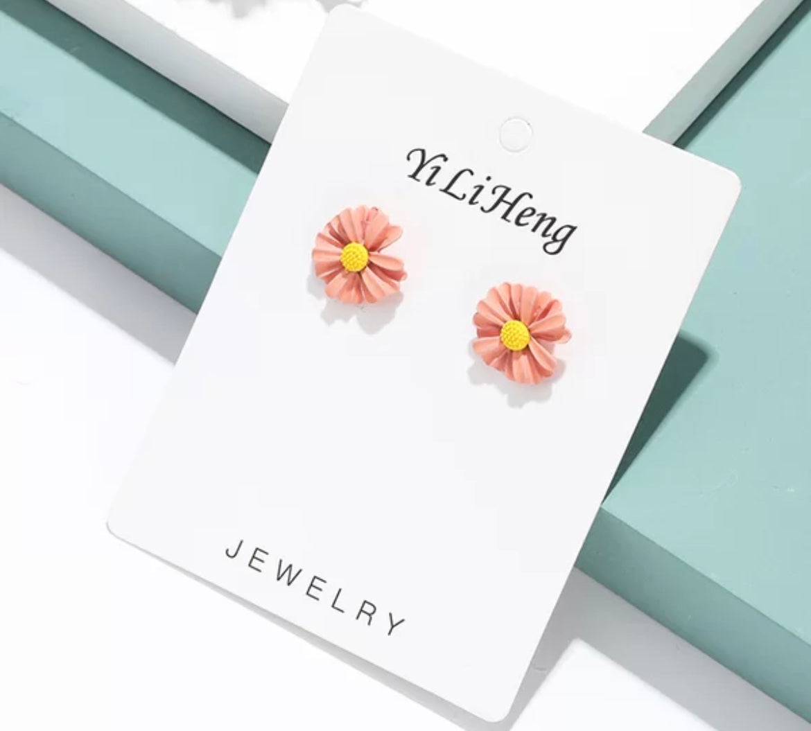 Small Acrylic Daisy Studs for Women